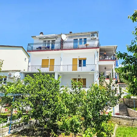 Mit Balkon Und Meerblick By Interhome *