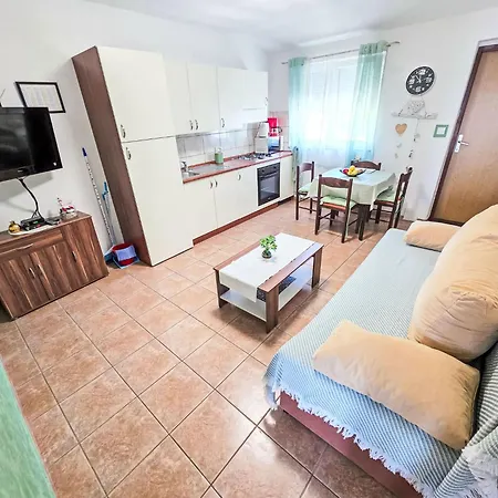 Mit Balkon Und Meerblick By Interhome Apartment Crikvenica